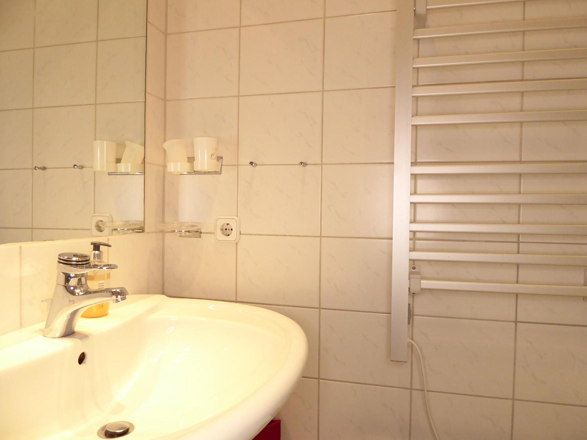 Sunrise Winterberg Ferienwohnung 4 Pers Wifi Pool Sauna Terrasse Near Bikepark Esterno foto